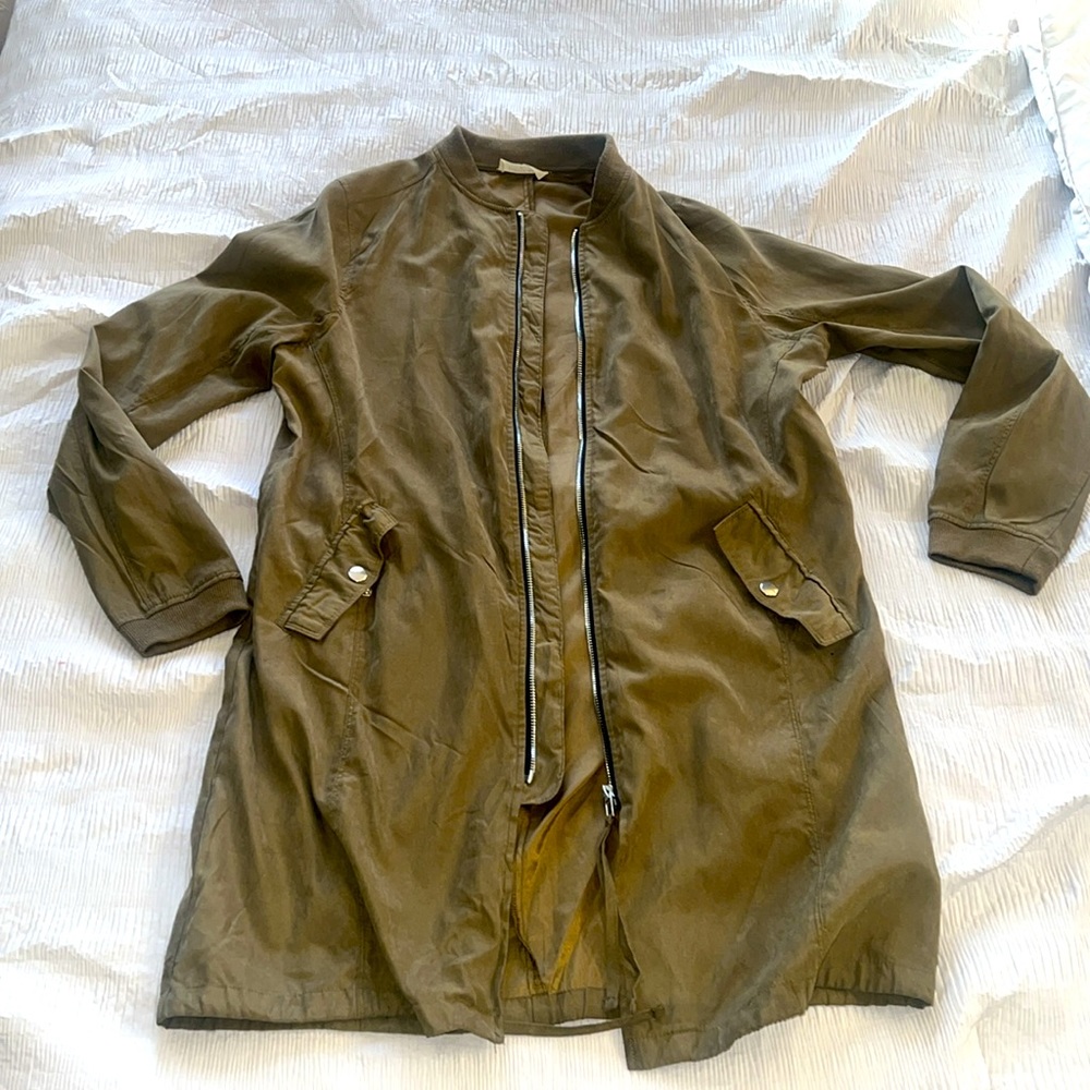 Lightweight jacket
